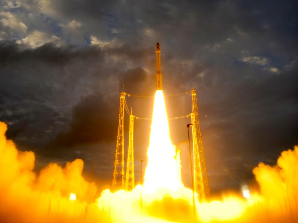Launch of the first Spanish nanosatellite, Xatcobeo.